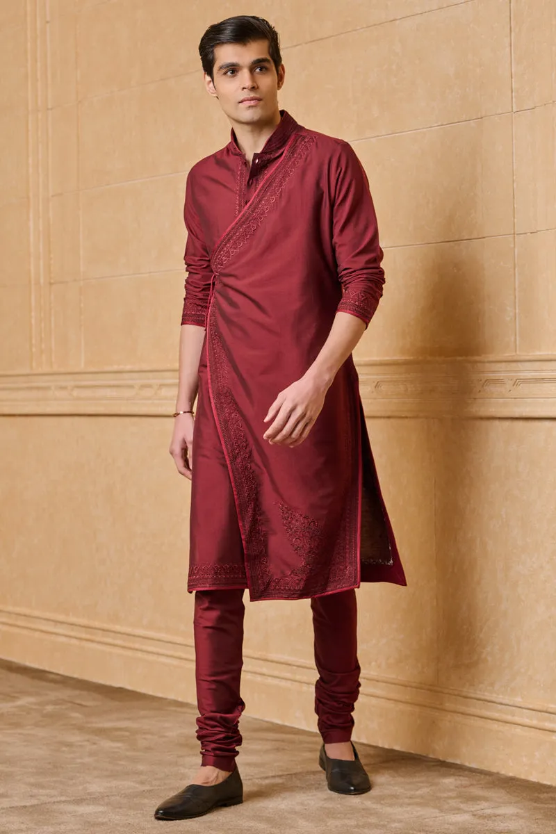 Aari Embroidered Asymmetrical Panelled Kurta With Churidar