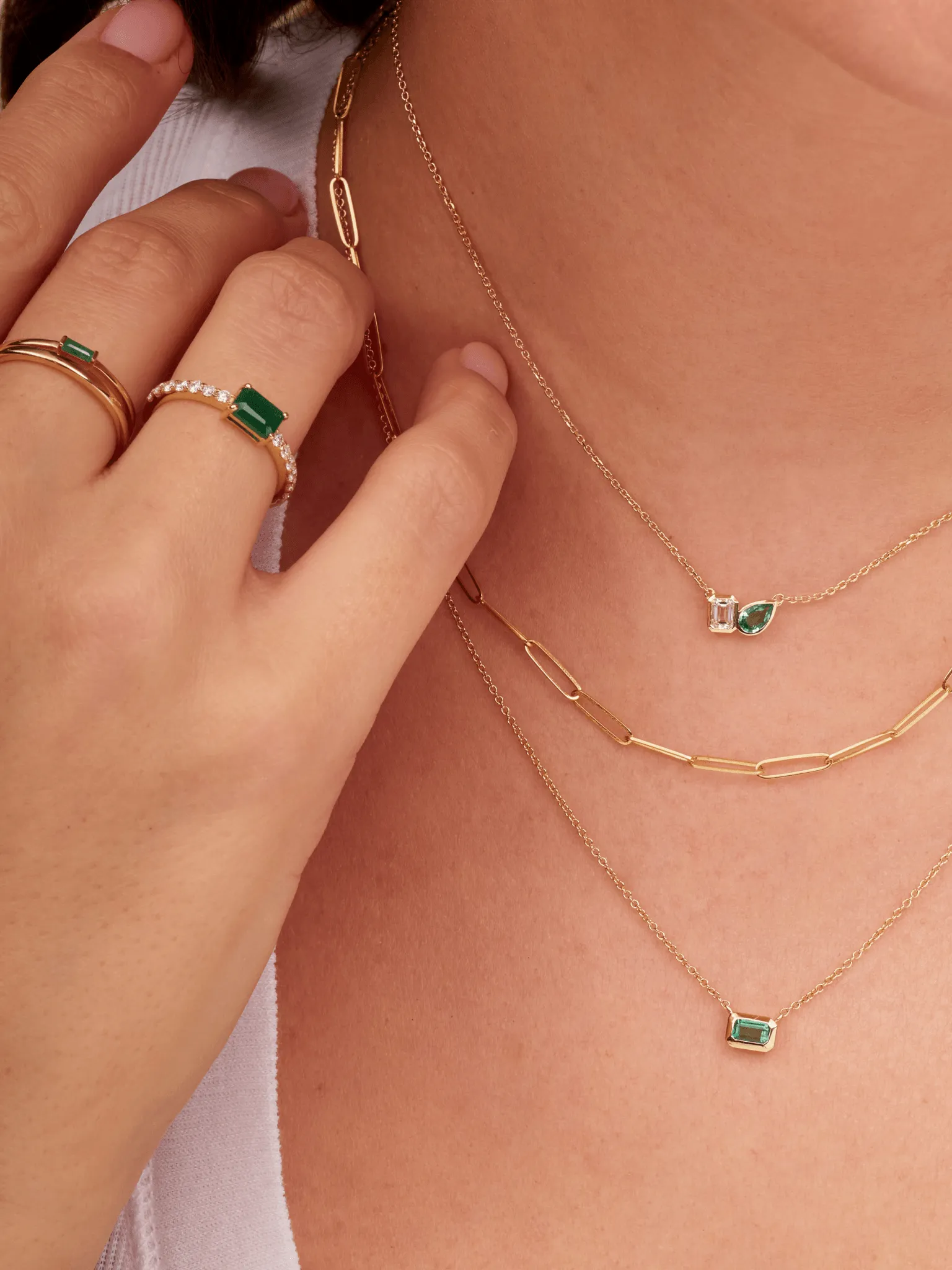 Emerald Baguette Necklace 14K