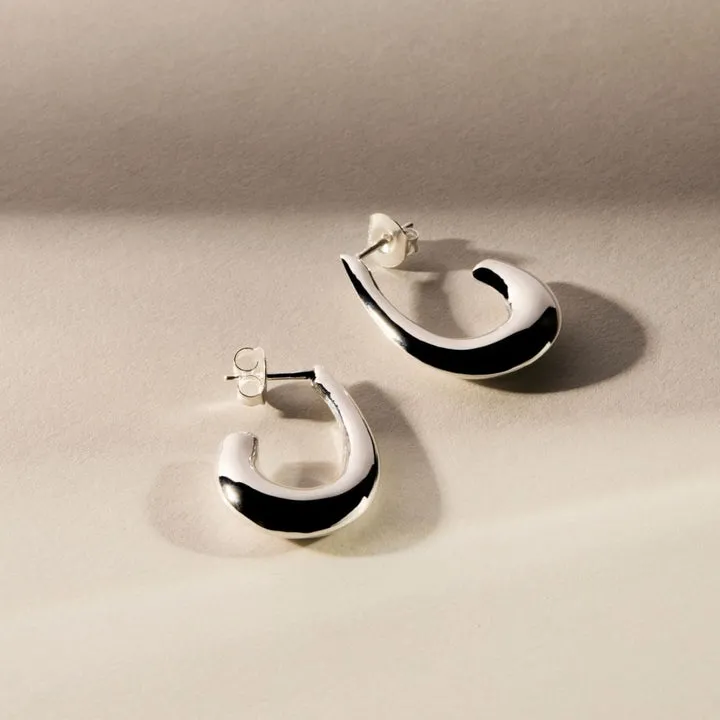 Najo Sweep Stud Earring