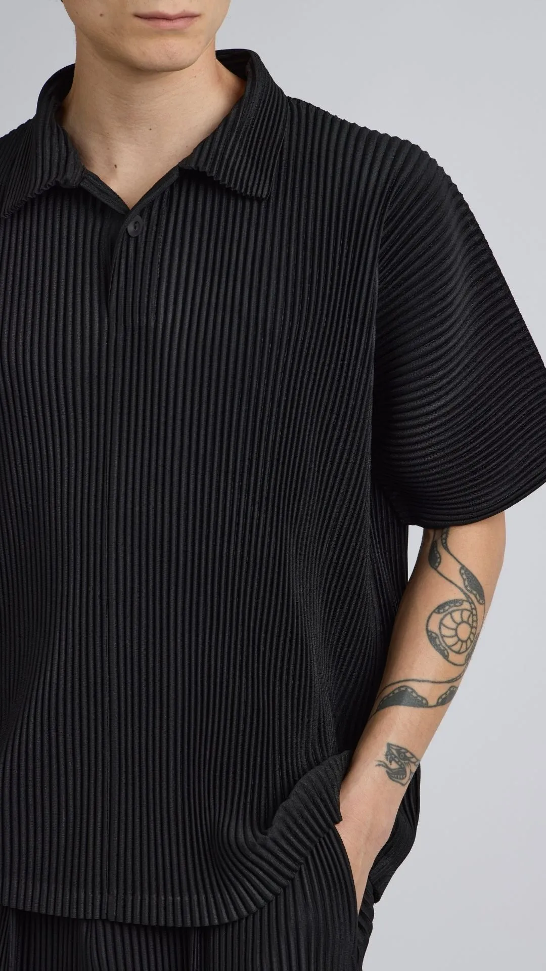 Pleated Shirt In Black