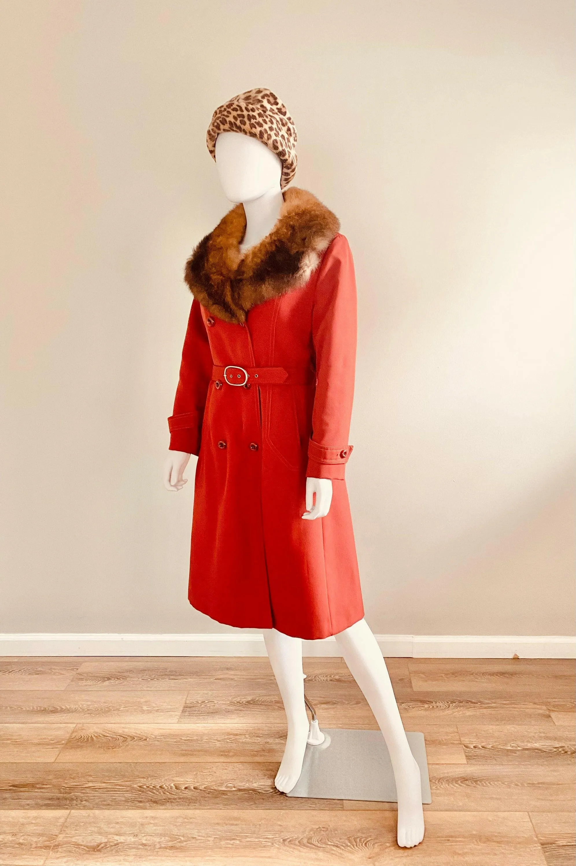 Vintage 1970s Rust Trench Coat with Fur Trim / 70s winter jacket Size S