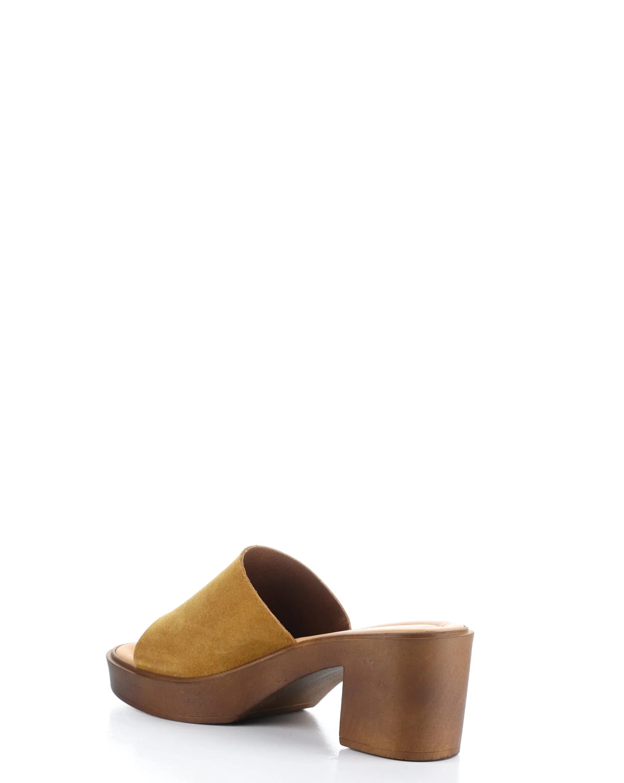 WANDA COGNAC Slip-on Sandals